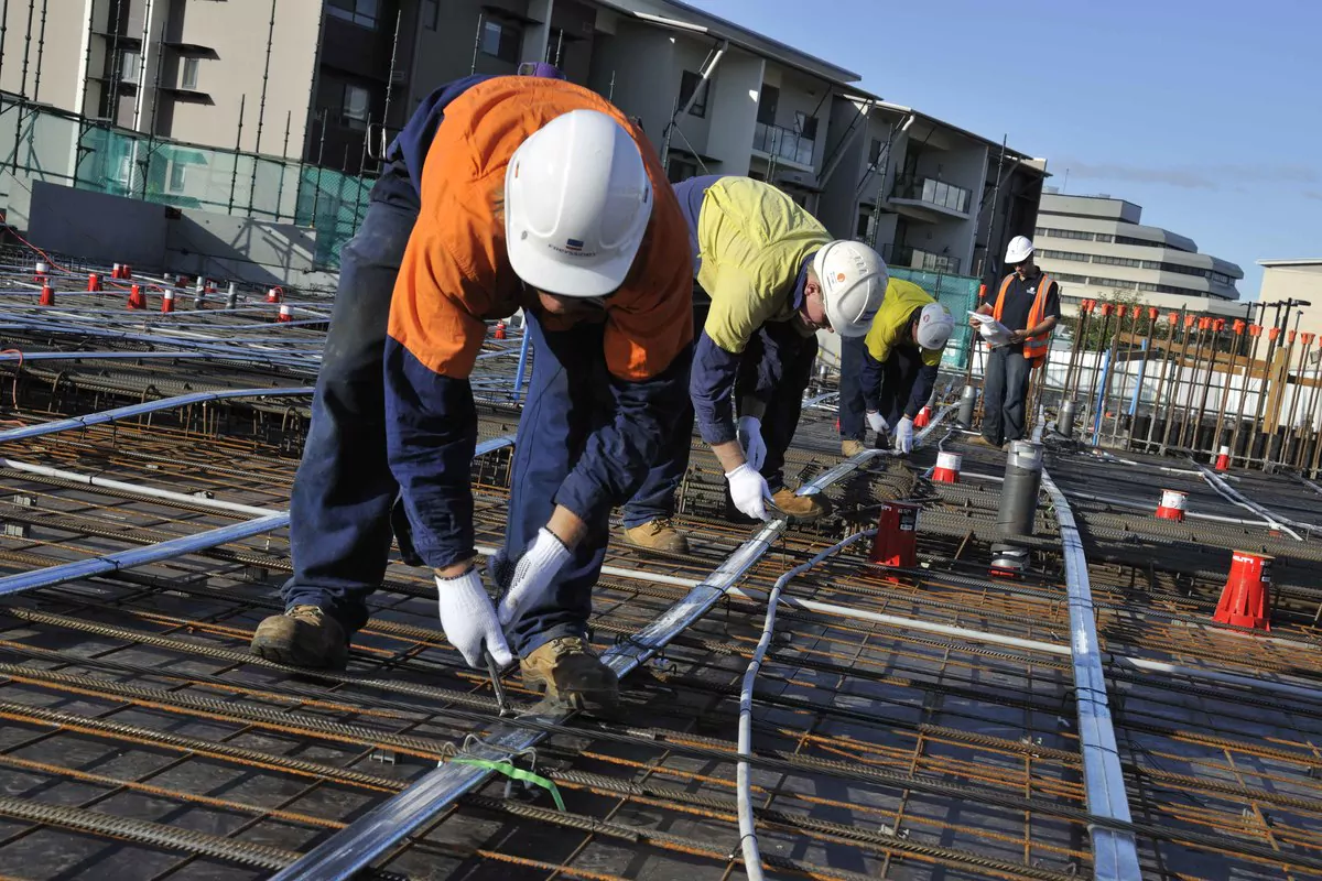Post-tensioning slabs building