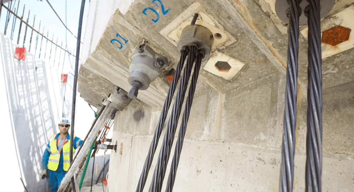 Vercors, France / Full scale post-tensioning mock-up trials