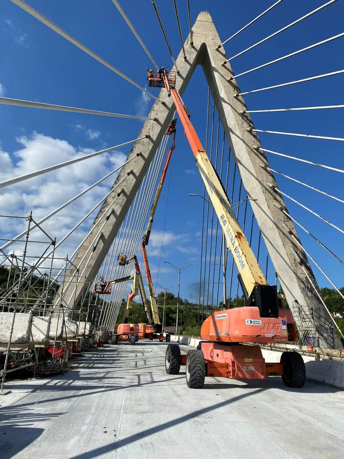 La Plata Bridge Project for Stay Cable Maintenance - Freyssinet